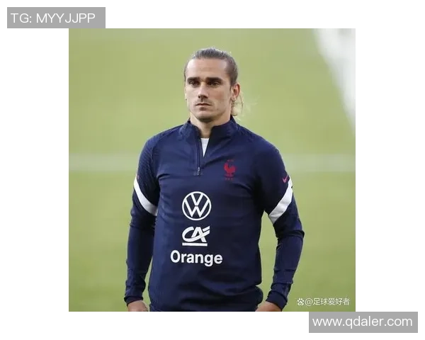 意大利足球球星的辉煌历程与绿茵场上传奇故事探索