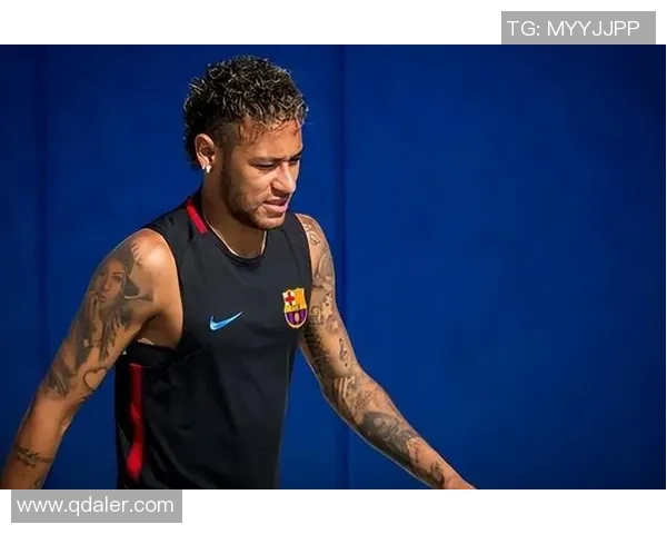 足球球星身上纹身中的藏文元素与背后蕴含的独特文化意义