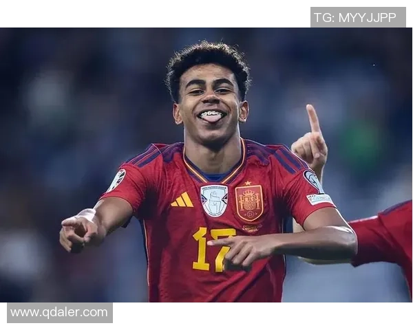 日韩足球高光时刻球星集锦盘点，见证他们的巅峰瞬间与精彩表现